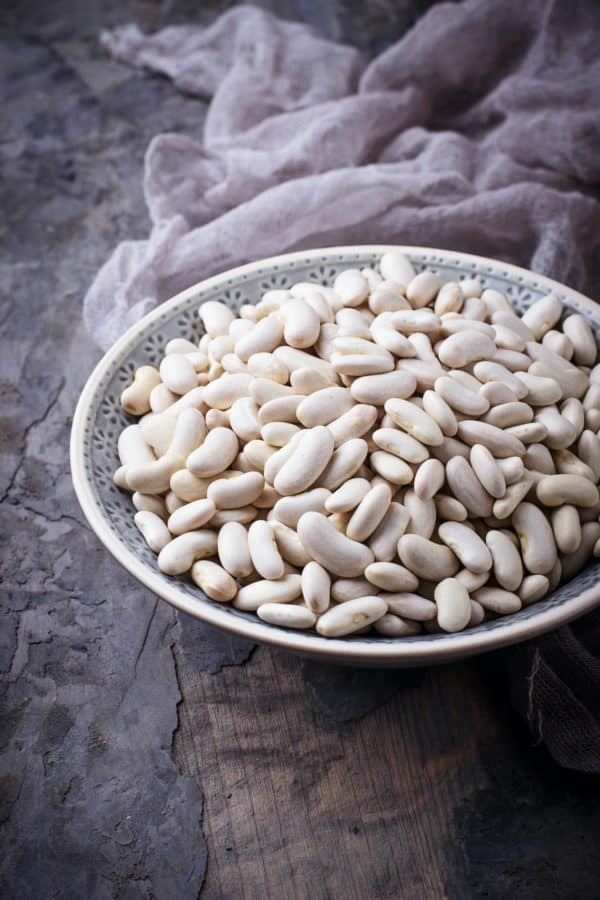 White beans in bowl